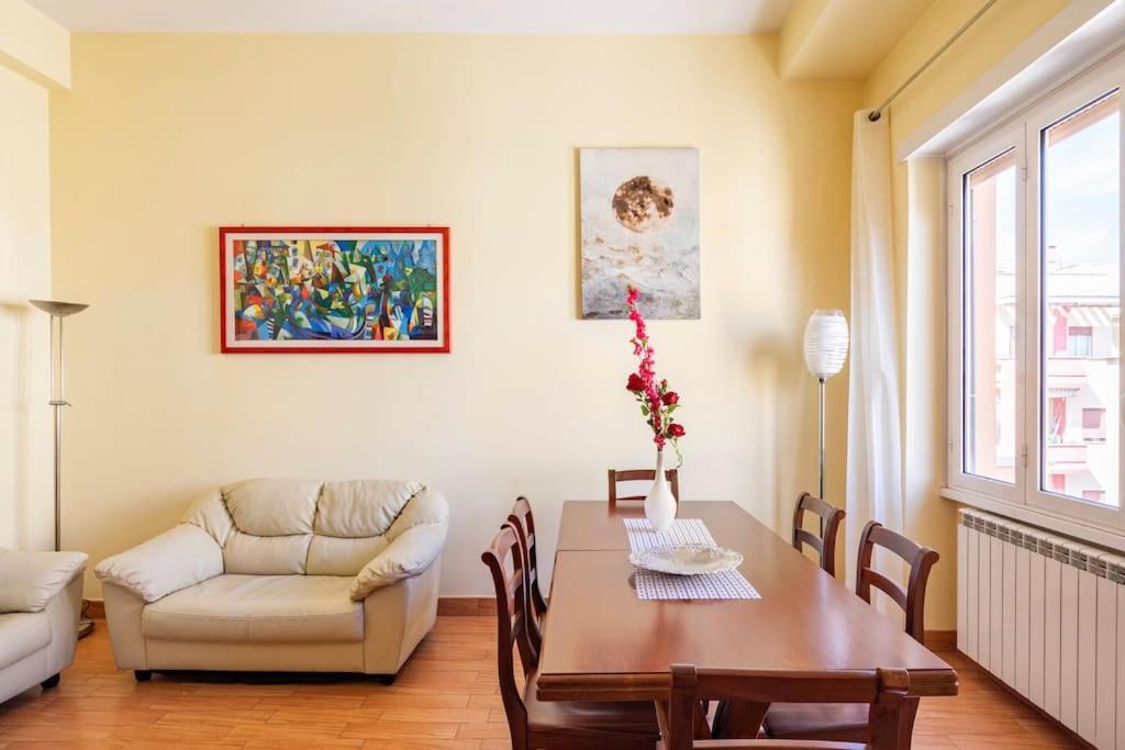 Casa Angelina Con 3 Camere Da Letto Roma Exterior foto