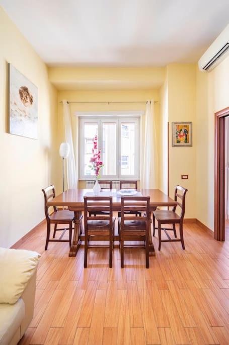 Casa Angelina Con 3 Camere Da Letto Roma Exterior foto